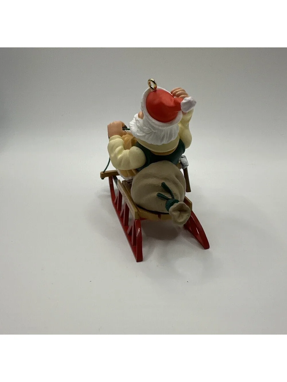 Hallmark Ornament 2005 Toymaker SANTA On A Sleigh # 6 In Collector’s Series
